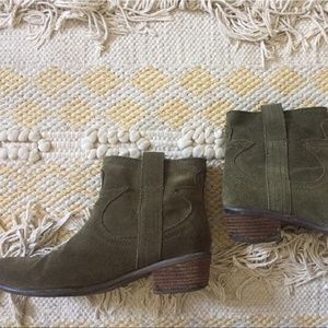 Lucky Brand Olive Booties